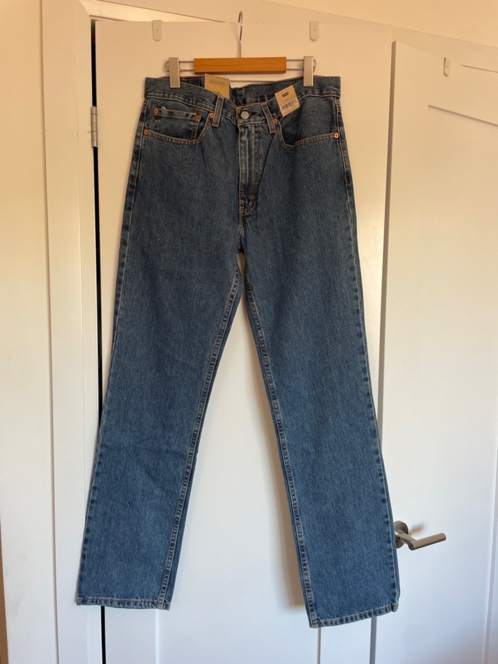 Levi's 516 Straight Leg Jeans - Medium Blue Wash